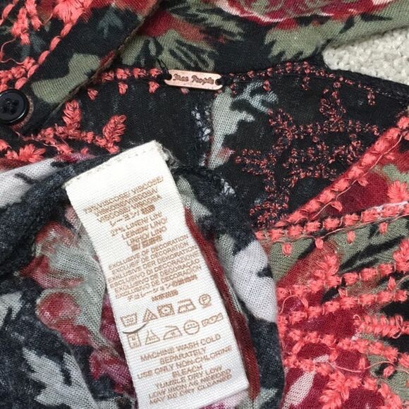 Free People linen blend floral top New - Picture 14 of 14